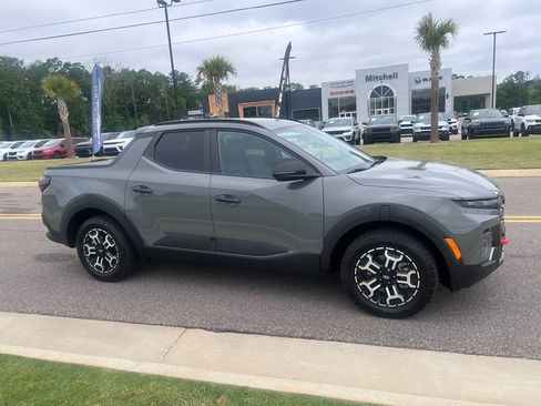 Used 2025 Hyundai Santa Cruz XRT AWD/4WD image 3