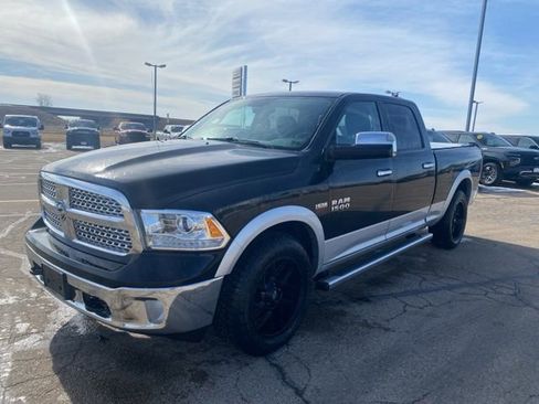 Used 2018 RAM 1500 Laramie image 7