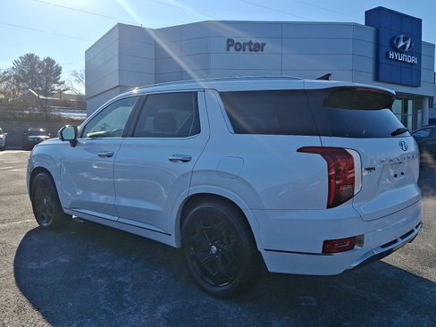 Certified 2022 Hyundai Palisade Calligraphy image 4