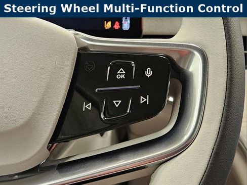 New 2025 Volvo EX90 Plus AWD/4WD image 38