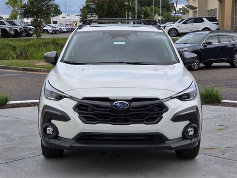 New 2025 Subaru Crosstrek 2.5i Limited w/ Popular Package #3A image 2