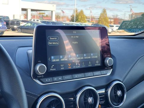 Used 2023 Nissan Sentra SV image 26