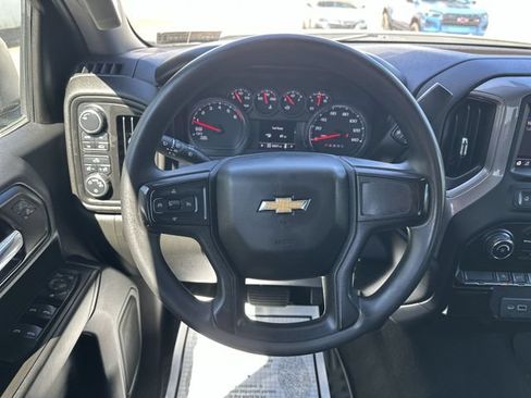 Used 2021 Chevrolet Silverado 1500 Custom AWD/4WD image 13