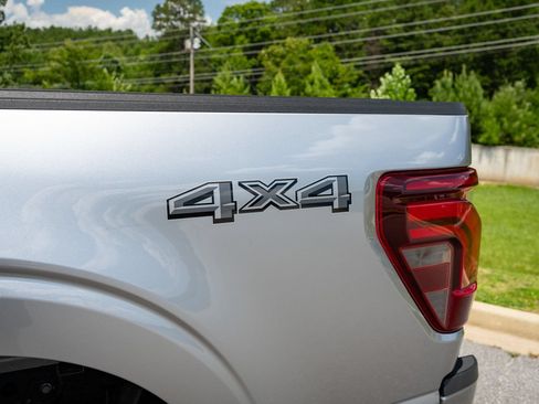 Used 2025 Ford F150 Platinum w/ Equipment Group 702A High AWD/4WD image 16
