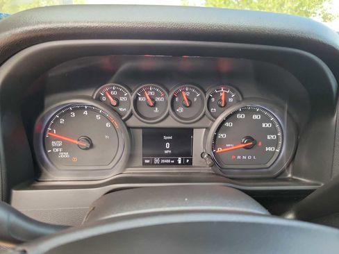 Used 2024 Chevrolet Silverado 1500 Custom Trail Boss image 18