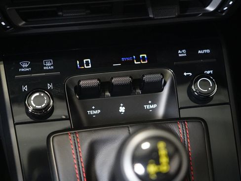 Used 2022 Porsche 911 GT3 RWD image 28