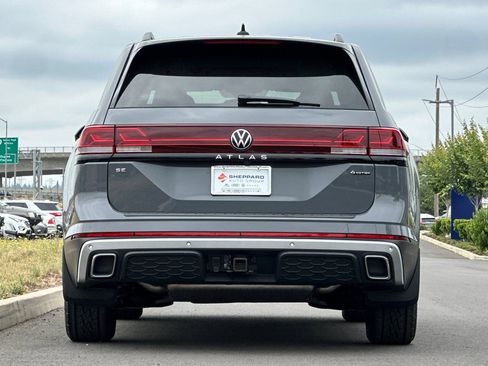 New 2026 Volkswagen Atlas Peak Edition AWD/4WD image 4