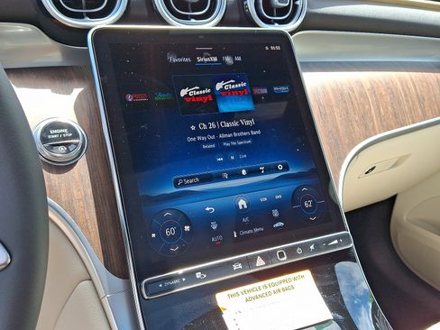 New 2025 Mercedes-Benz GLC 300 4MATIC image 18