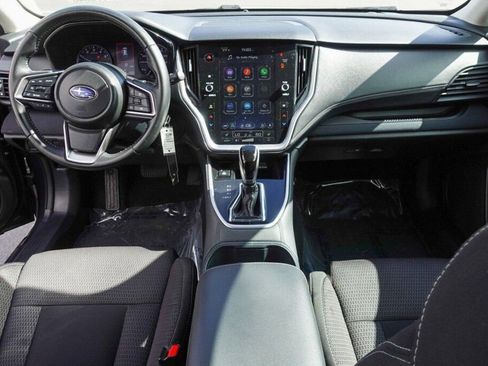 Used 2023 Subaru Outback Premium image 12