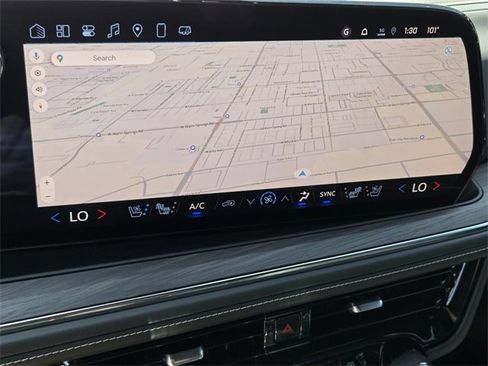 New 2025 Chevrolet Suburban Premier image 12