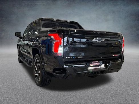 New 2024 Chevrolet Silverado EV RST AWD/4WD image 9