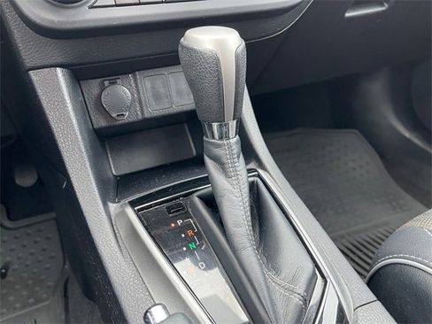 Used 2014 Toyota Corolla S image 23