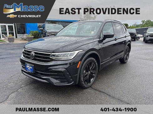 Used 2022 Volkswagen Tiguan SE R-Line AWD/4WD image 1
