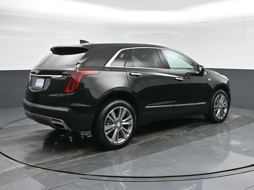 Used 2025 Cadillac XT5 Premium Luxury FWD image 7