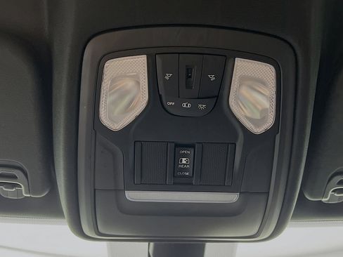 Used 2019 RAM 1500 Big Horn image 19