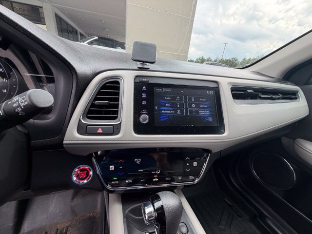 Used 2019 Honda HR-V EX image 12