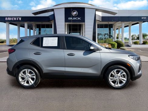 Used 2023 Buick Encore GX Preferred w/ Cold Weather Comfort Package FWD image 3