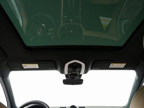 New 2026 Porsche Macan S image 21