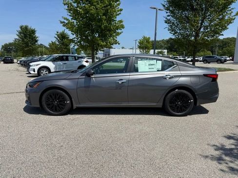 New 2025 Nissan Altima 2.5 SV w/ SV Special Edition Package image 8
