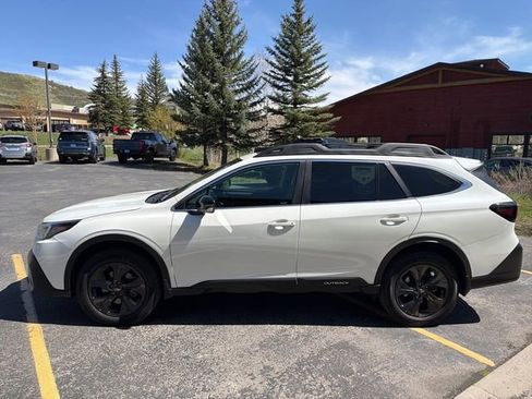 Used 2021 Subaru Outback Onyx Edition XT AWD/4WD image 8