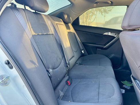 Used 2012 Kia Forte SX image 15