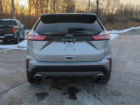 Used 2024 Ford Edge Titanium image 7