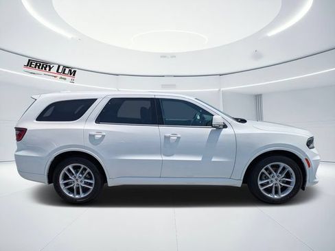 Used 2022 Dodge Durango GT RWD image 2