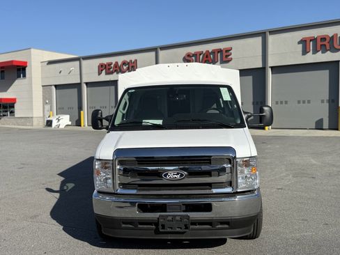 New 2026 Ford E-350 and Econoline 350 Super Duty w/ Power Equipment Group RWD image 2