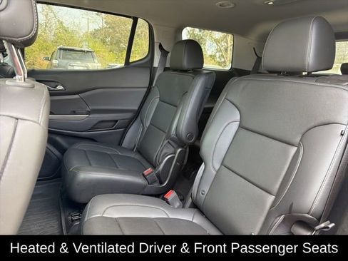 Used 2023 GMC Acadia SLT w/ Preferred Package image 18