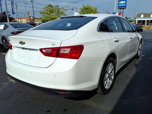 Used 2025 Chevrolet Malibu LT FWD image 23