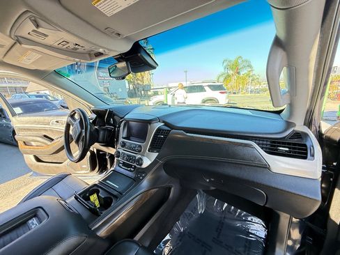Used 2018 GMC Yukon Denali w/ Denali Ultimate Package image 16