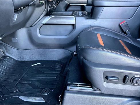 Used 2021 GMC Sierra 1500 AT4 w/ AT4 Value Package image 16