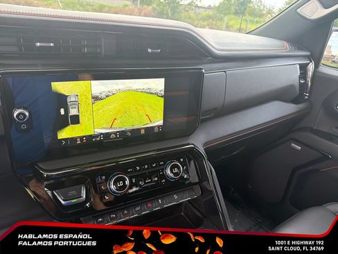 Used 2024 GMC Sierra 1500 AT4 w/ Technology Package AWD/4WD image 26