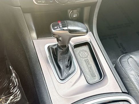 Used 2022 Dodge Charger SXT w/ Leather Interior Group RWD image 16