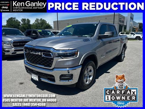 Used 2025 RAM 1500 Big Horn AWD/4WD image 3