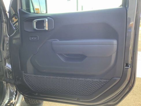 New 2026 Jeep Wrangler Unlimited Rubicon image 40