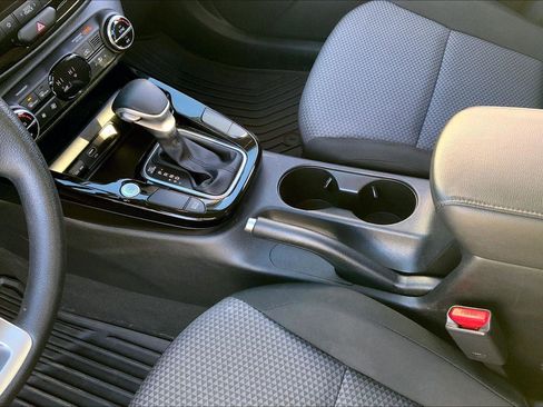 Used 2023 Kia Soul S image 16