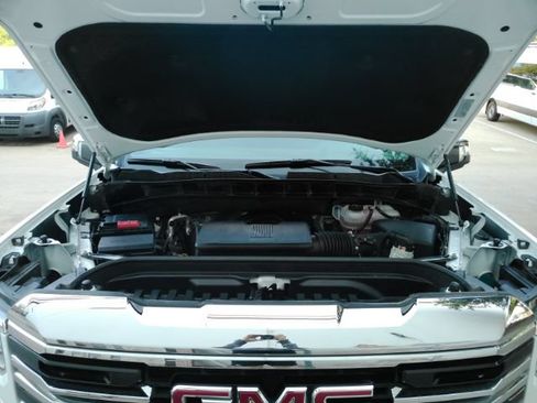 Used 2026 GMC Sierra 1500 SLT RWD image 51