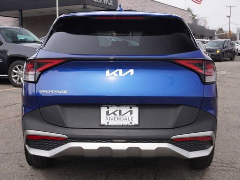 Used 2023 Kia Sportage EX image 12