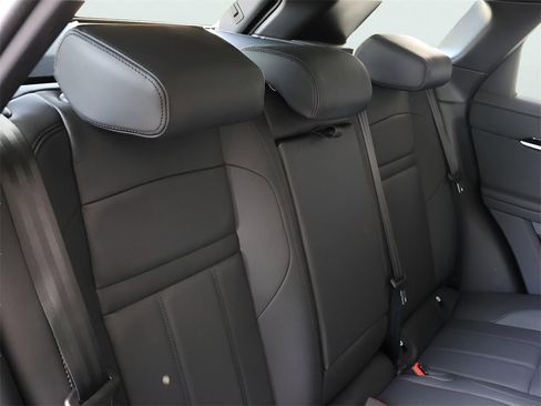 New 2026 Land Rover Range Rover Evoque Dynamic SE image 25