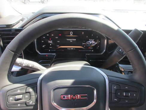 New 2026 GMC Sierra 3500 SLT w/ SLT Premium Package AWD/4WD image 19