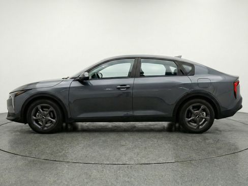 Used 2025 Kia K4 FWD image 5