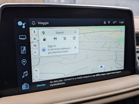 Used 2023 Chevrolet Suburban Premier image 27