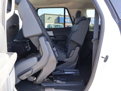 Used 2025 Ford Expedition Max Active image 31