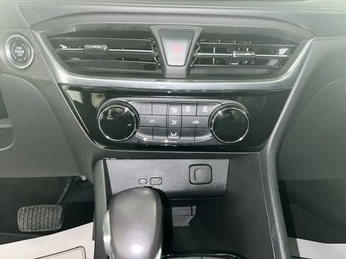 Used 2024 Buick Encore GX Sport Touring image 20