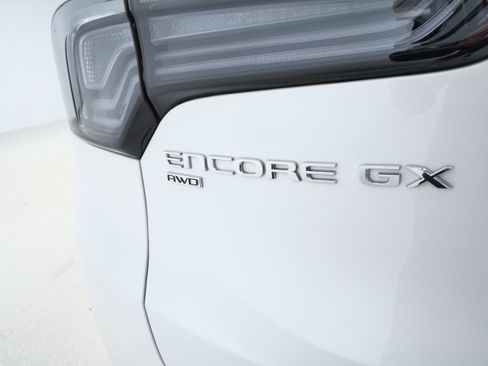 Used 2025 Buick Encore GX Avenir w/ Avenir Technology Package AWD/4WD image 6