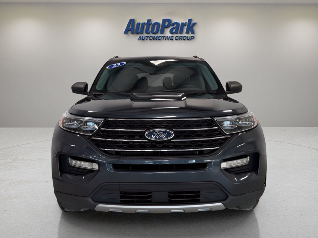 Used 2023 Ford Explorer XLT w/ Equipment Group 202A AWD/4WD image 2