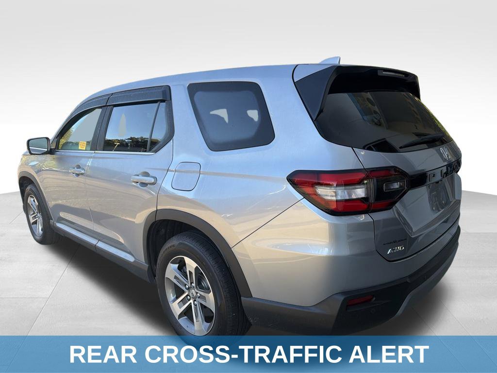 Used 2025 Honda Pilot EX-L image 14