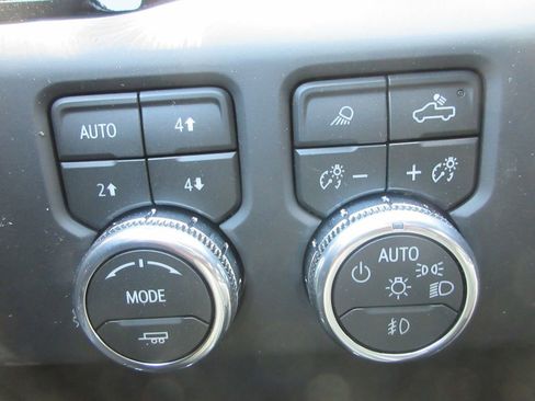 New 2026 GMC Sierra 1500 AT4 image 17