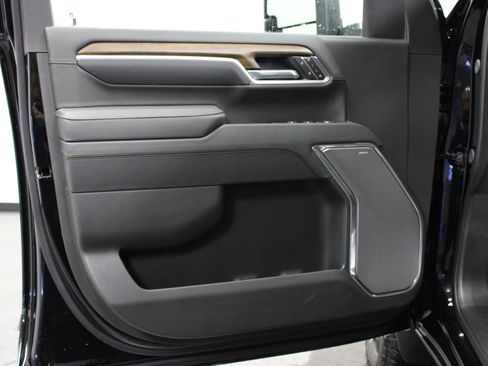 New 2026 Chevrolet Silverado 3500 High Country w/ Midnight Edition image 11